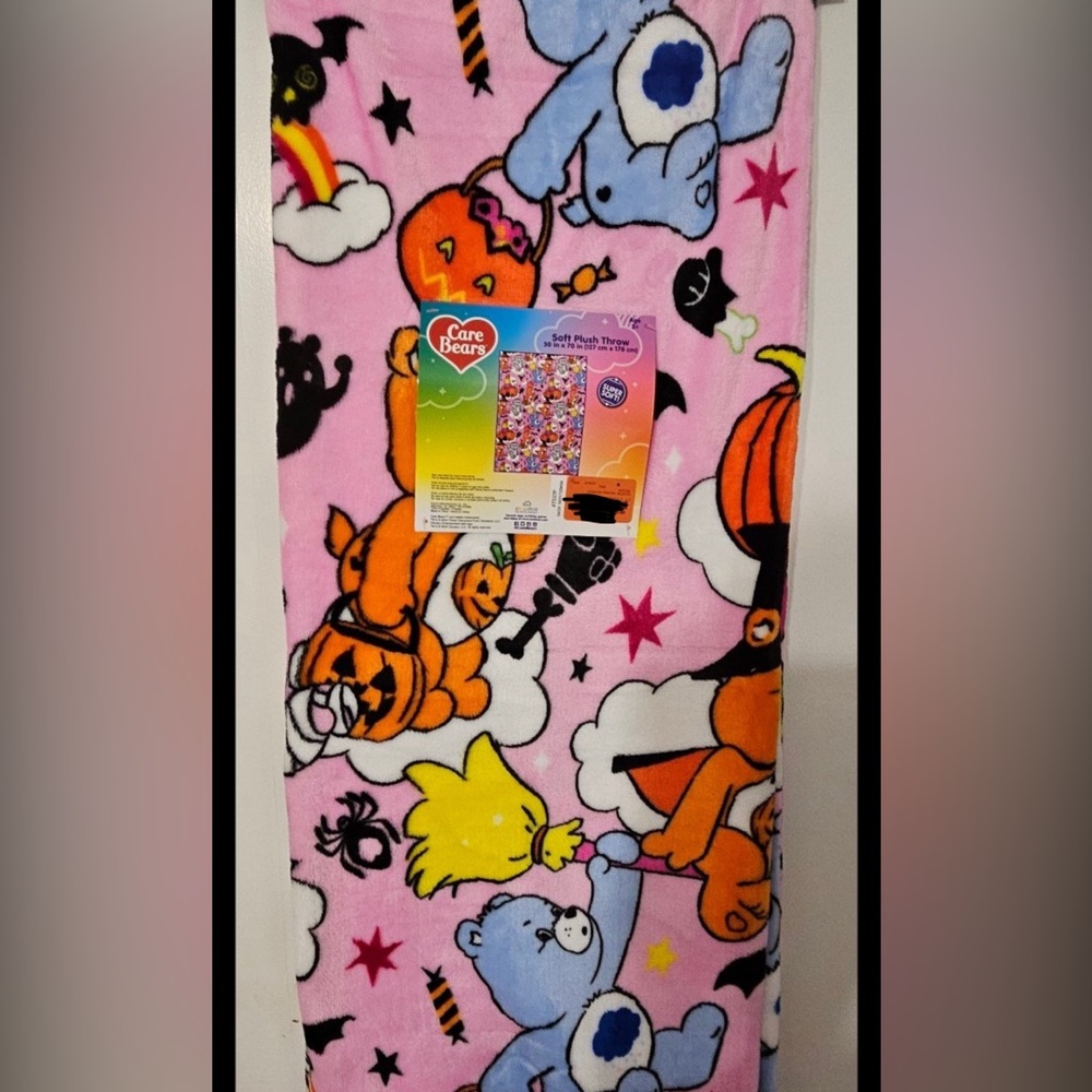 NWT Halloween Care Bear Blanket